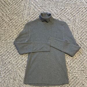Chico's Elegant Gray Turtleneck Sweater